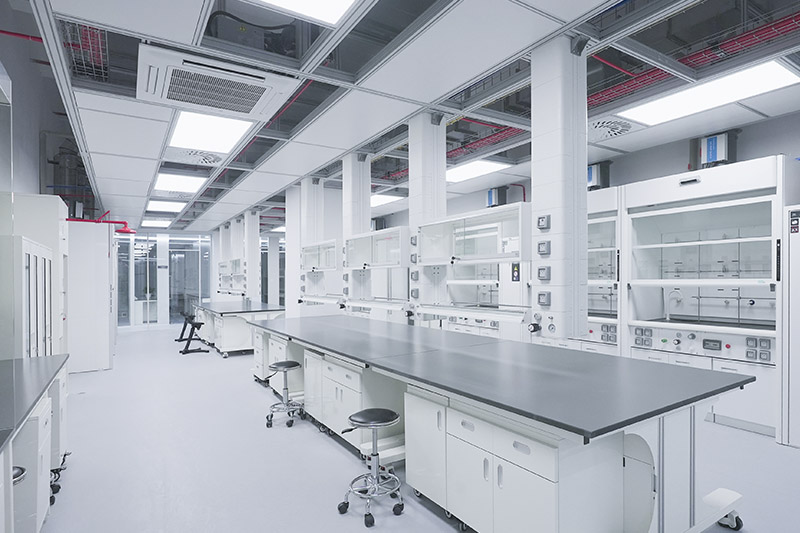 巴彦实验室革新：安全与科技的现代融合